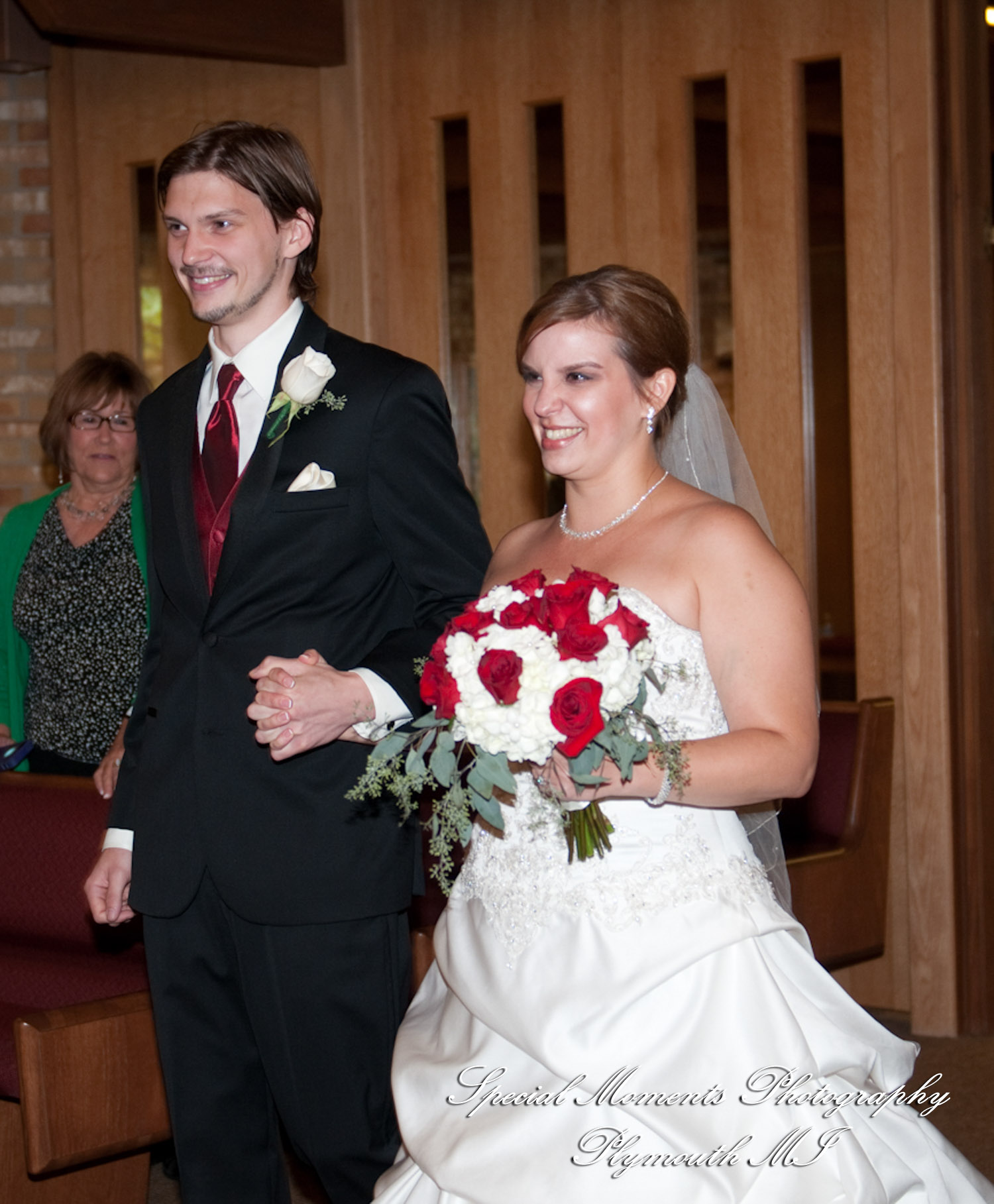 Shannan & Eric at First United Methodist Church Northville MI wedding photography