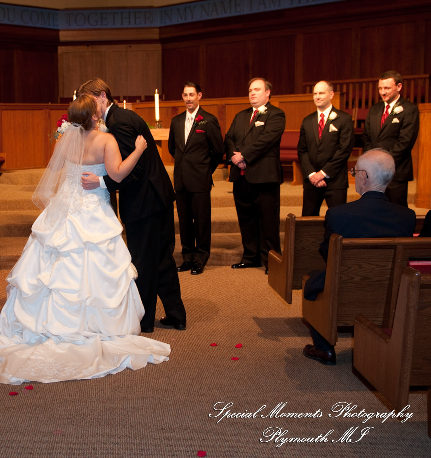 Shannan & Eric at First United Methodist Church Northville MI wedding photography