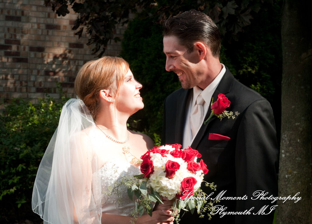 Shannan & Eric at First United Methodist Church Northville MI wedding photography