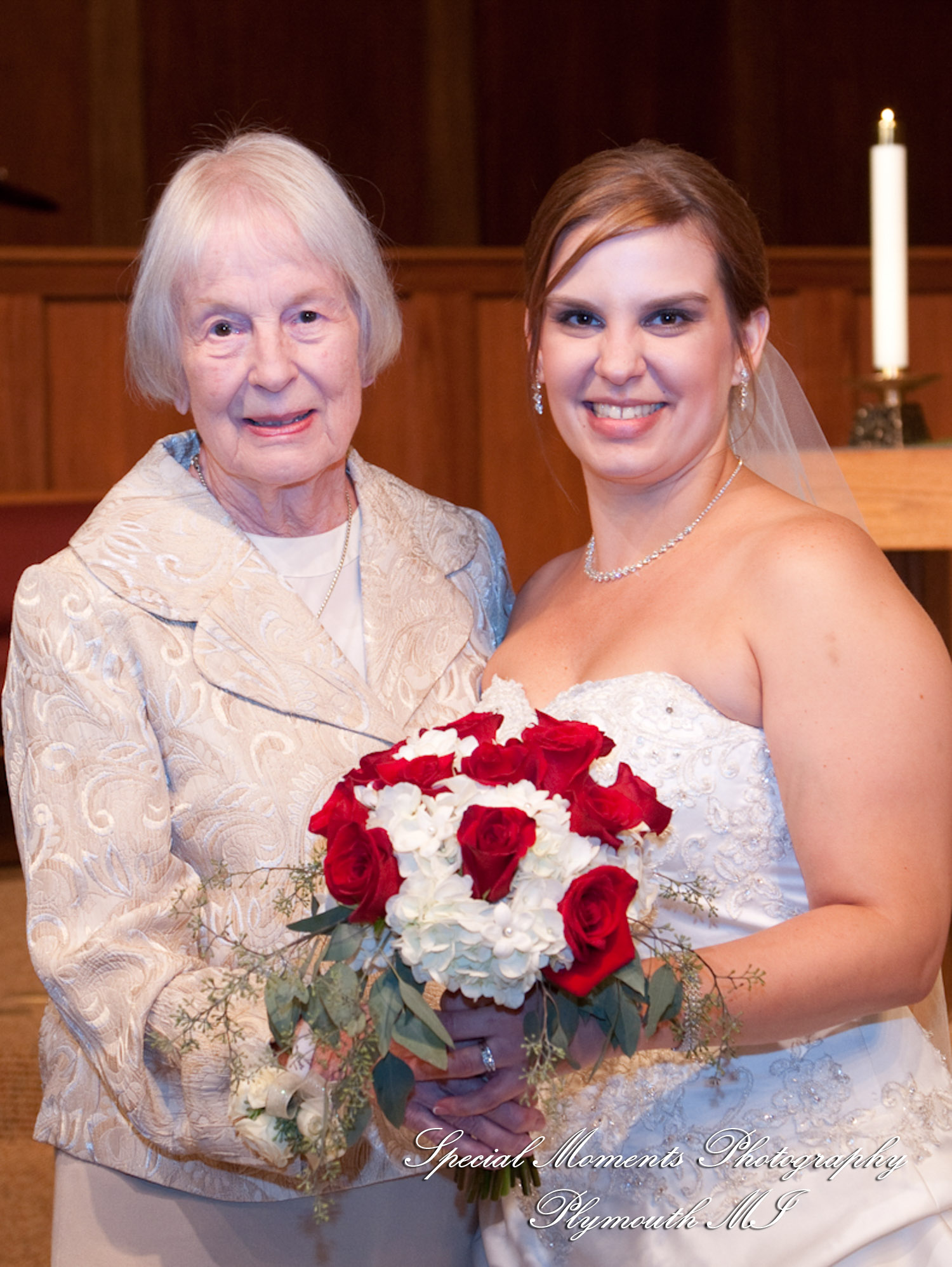 Shannan & Eric at First United Methodist Church Northville MI wedding photography