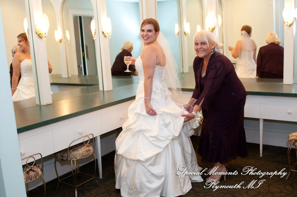 Shannan & Eric at FMeeting House Grand Ballroom Plymouth MI wedding photography