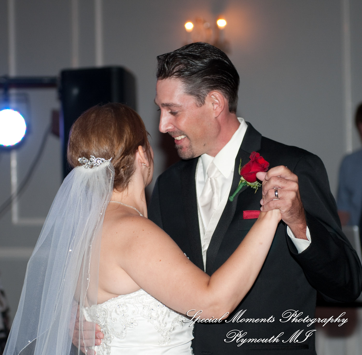 Shannan & Eric at FMeeting House Grand Ballroom Plymouth MI wedding photography