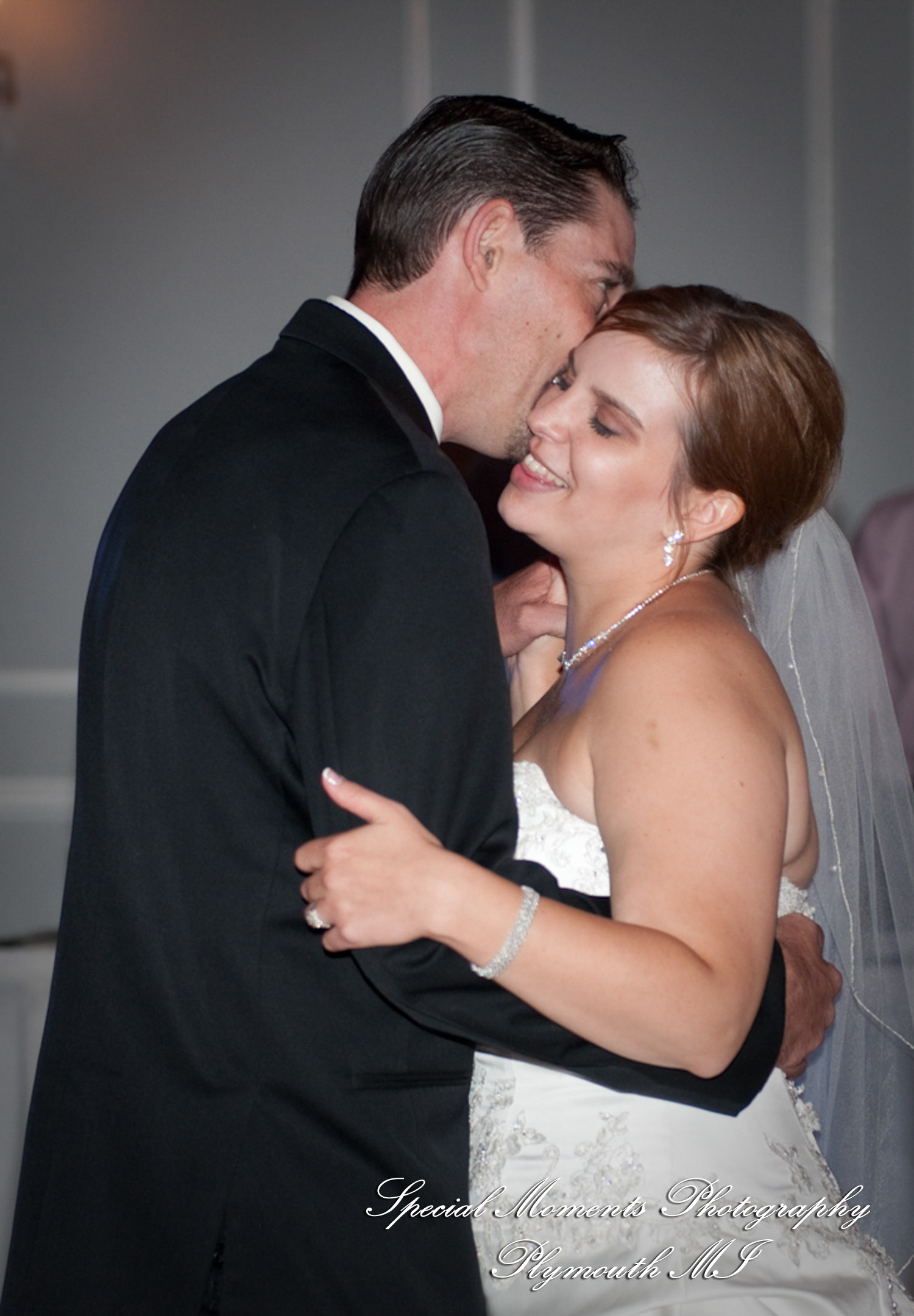 Shannan & Eric at FMeeting House Grand Ballroom Plymouth MI wedding photography