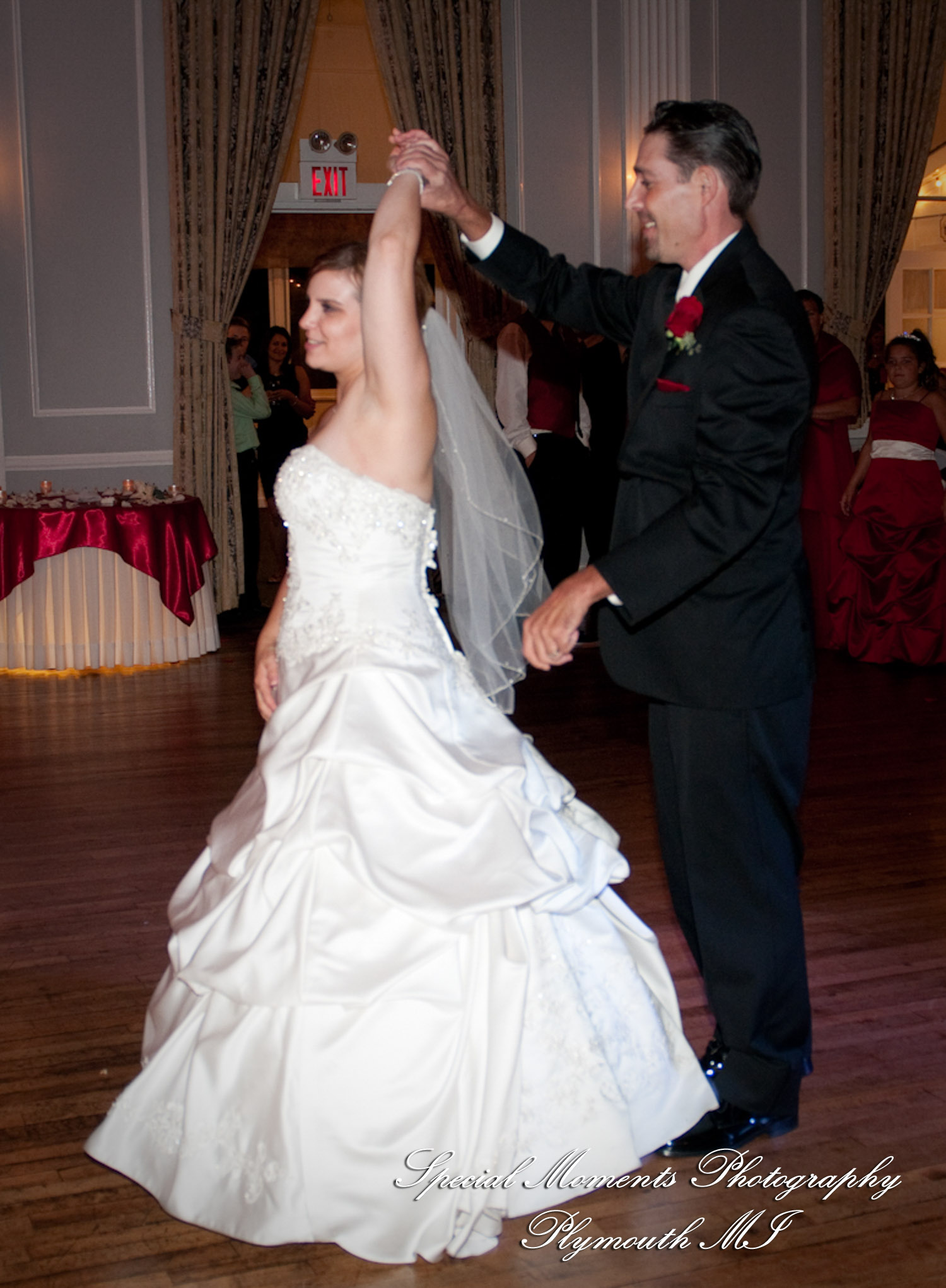 Shannan & Eric at FMeeting House Grand Ballroom Plymouth MI wedding photography