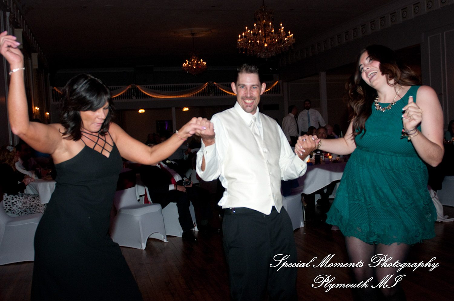 Shannan & Eric at FMeeting House Grand Ballroom Plymouth MI wedding photography