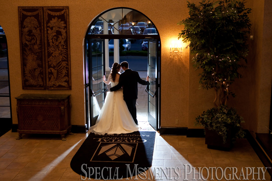 Crystal Gardens Howell MI wedding photograph