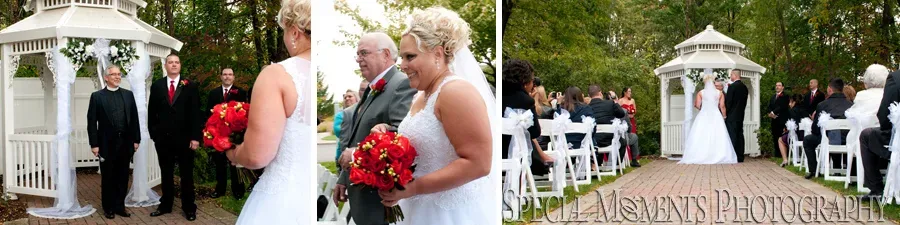 Woodlands Golf Course Wayne MI wedding photograph