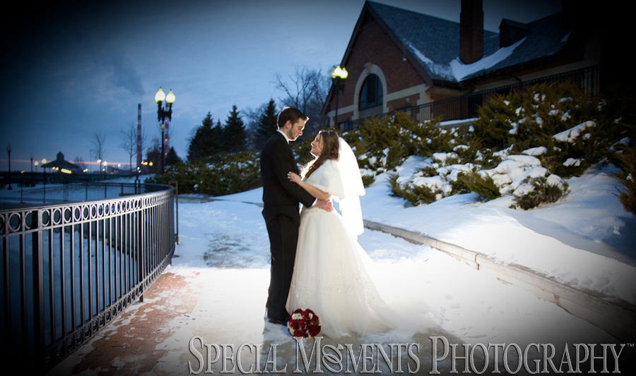 Bishop Park Wyandotte MI wedding photograph