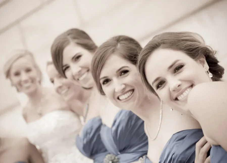 Downtown Detroit & The DIA wedding photograph