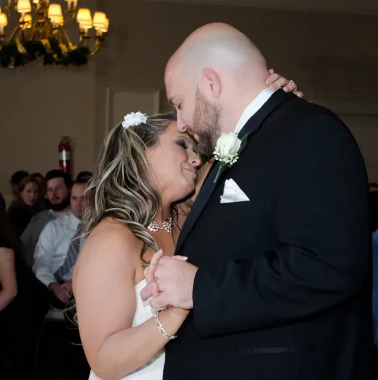 Plymouth Manor Plymouth MI wedding photograph