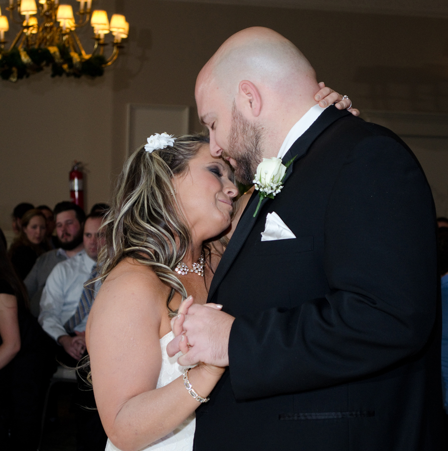 Plymouth Manor Plymouth MI wedding photograph