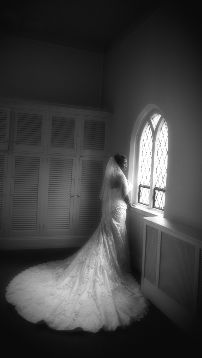 Monique & James at Fort Street Presbyterian Church Detroit MI wedding photograph