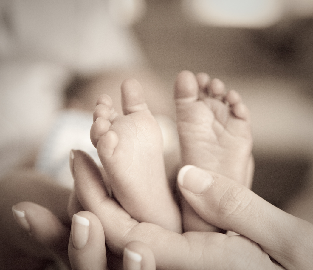 Jackie & Adrian's Newborn Photos from the wedding photograph