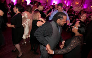 Monique & James at Colony Club Detroit MI wedding photograph