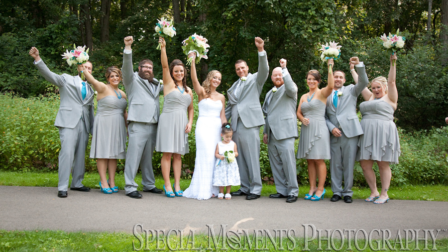 Bay Pointe Golf Club West Bloomfield MI wedding photograph