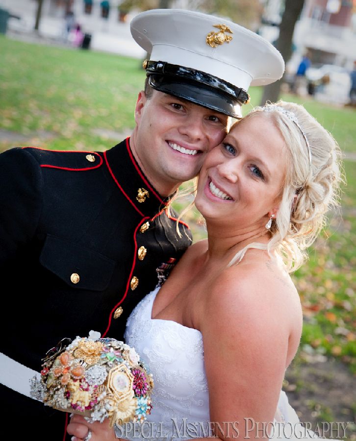 Kellogg Park Plymouth MI wedding photograph