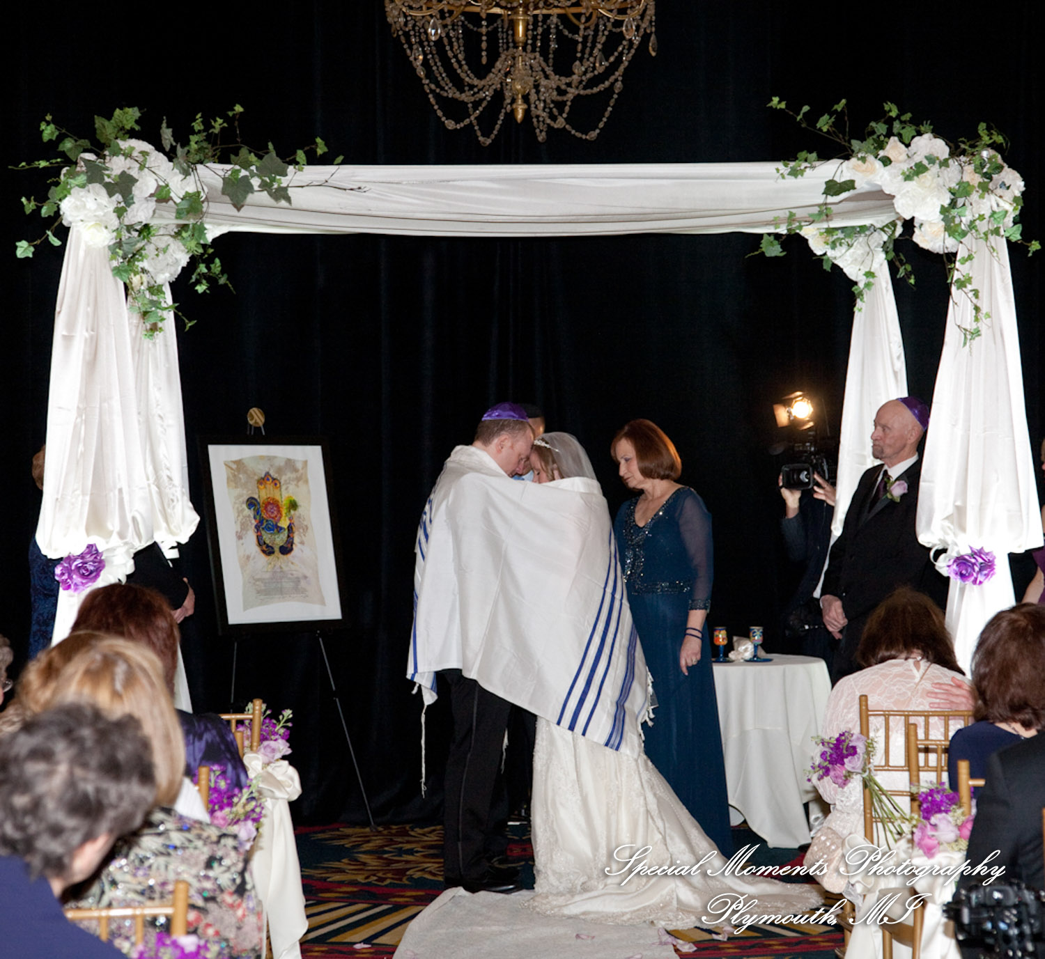 Jayme & Matthew at Dearborn Inn Dearborn MI wedding photograph