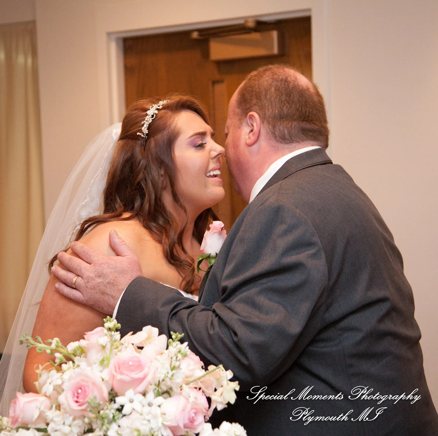 Holy Spirit Roman Catholic Brighton MI wedding photograph