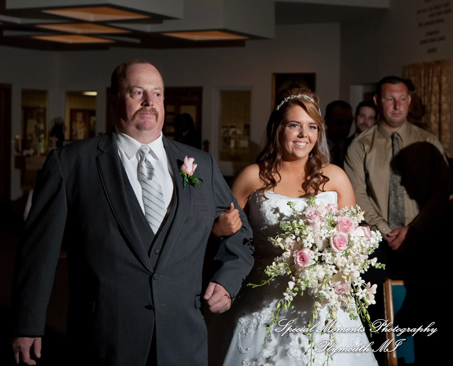 Holy Spirit Roman Catholic Brighton MI wedding photograph