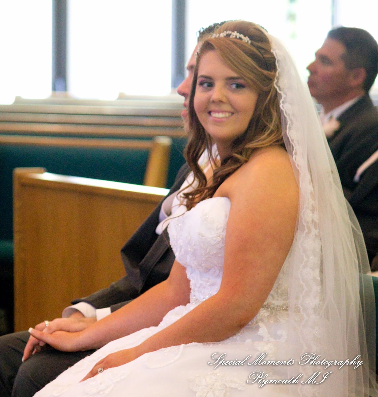 Holy Spirit Roman Catholic Brighton MI wedding photograph