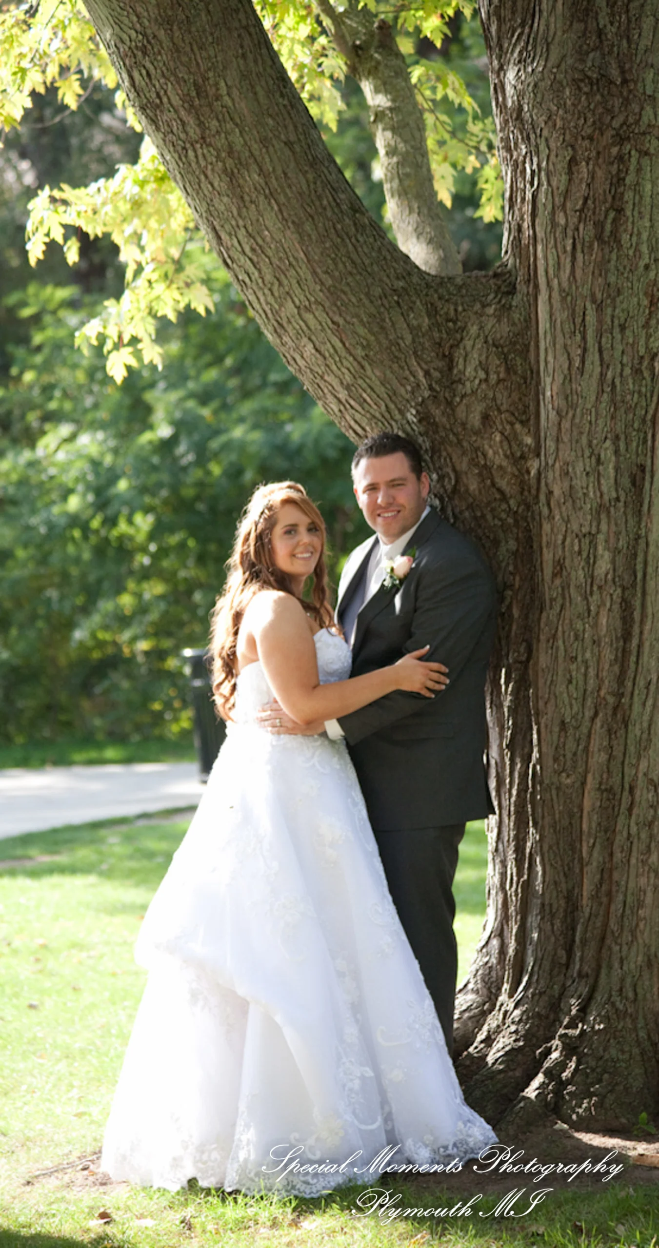 Mill Creek Park Dexter MI wedding photograph