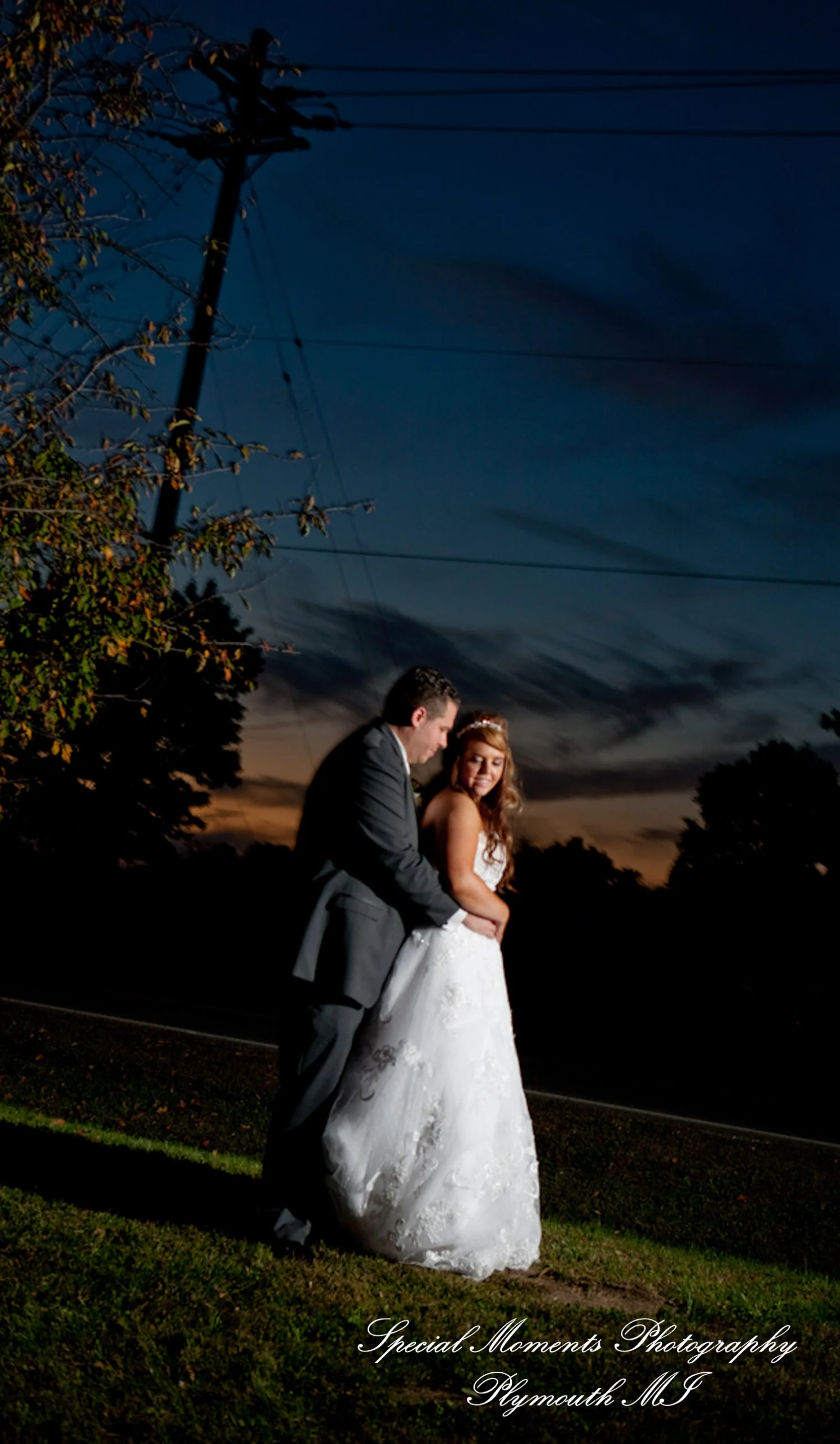 Knights of Columbus Dexter MI wedding photograph