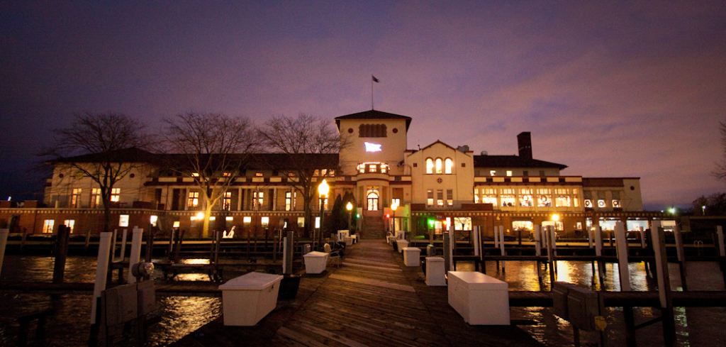 Detroit Yacht Club Detroit MI wedding photograph