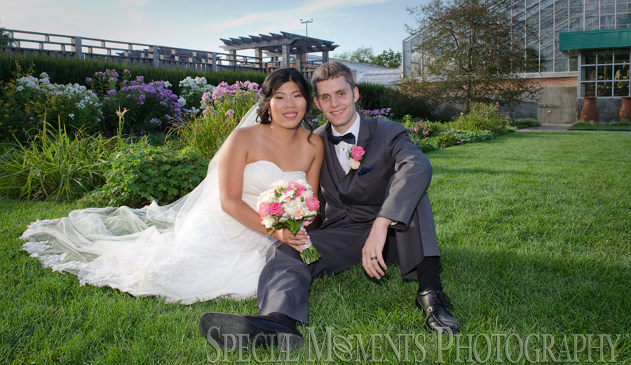Matthaei Botanical Gardens Ann Arbor wedding photography