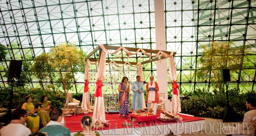 Westin Atrium Southfield MI Hindu wedding photograph
