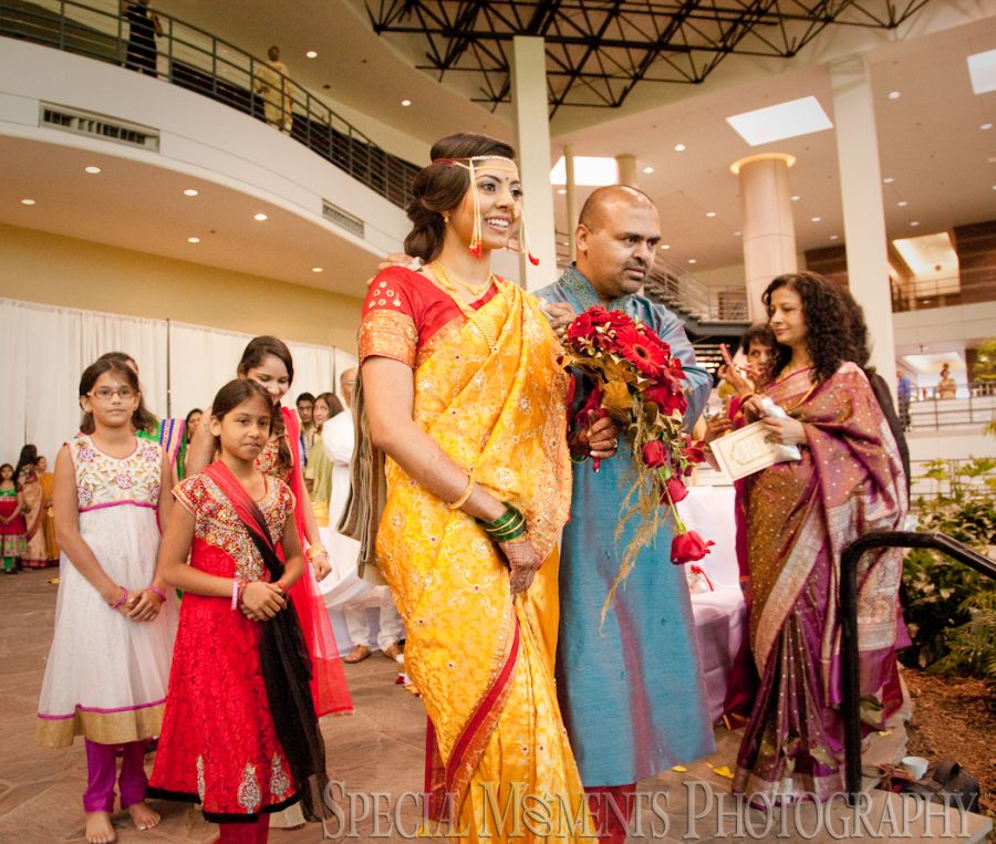 Westin Atrium Southfield MI Hindu wedding photograph