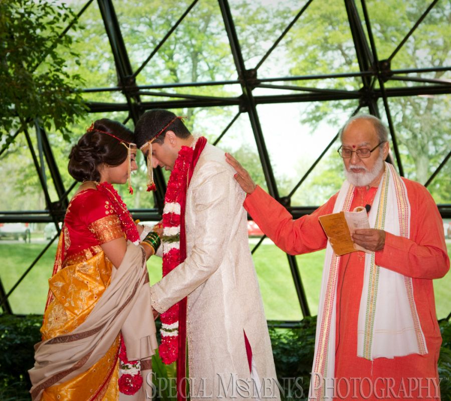 Westin Atrium Southfield MI Hindu wedding photograph