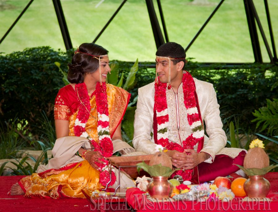 Westin Atrium Southfield MI Hindu wedding photograph