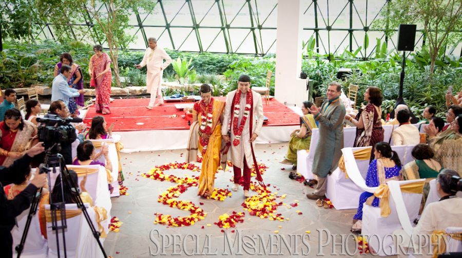 Westin Atrium Southfield MI Hindu wedding photograph
