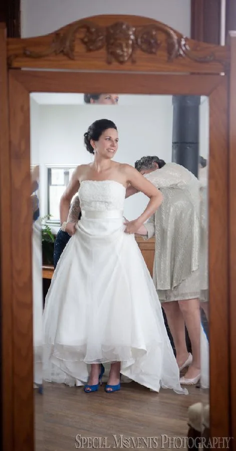 Greenmead Village Chapel Livonia MI wedding photograph