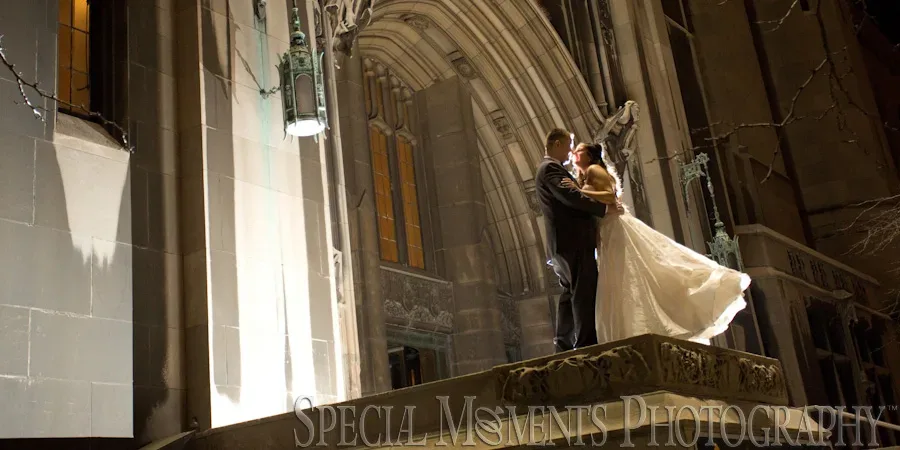 Masonic Temple Detroit MI wedding photograph
