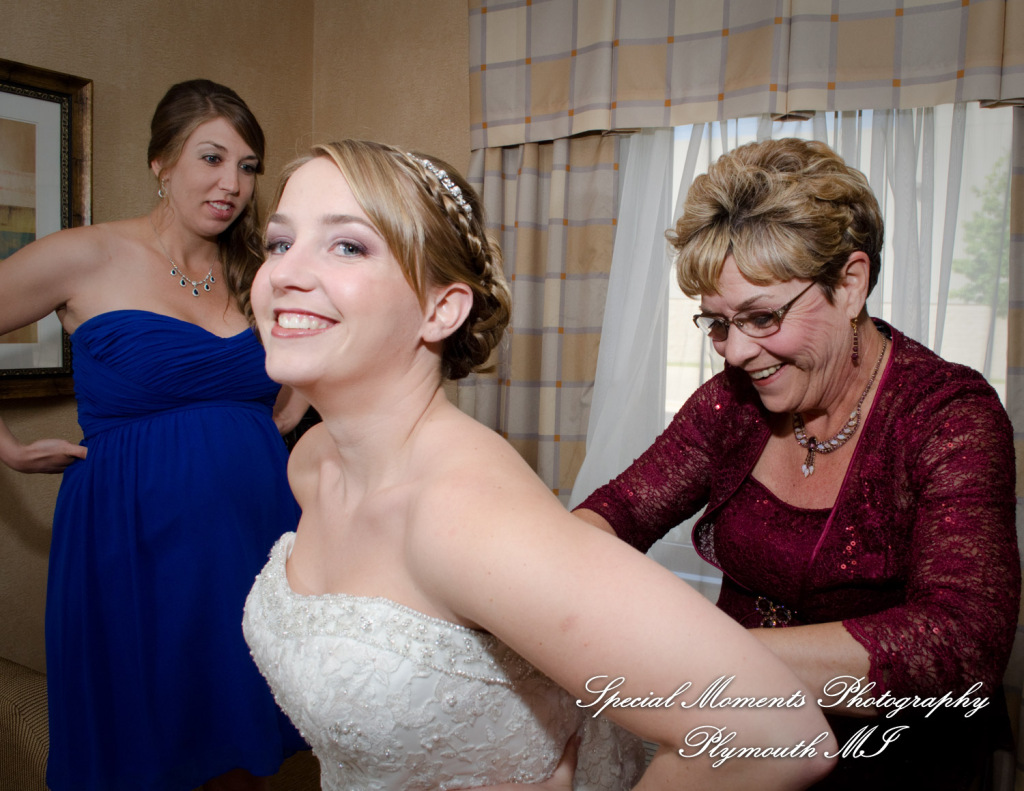 Katherine & Justin at Shelby Banquet Center Shelby Twp MI wedding photograph