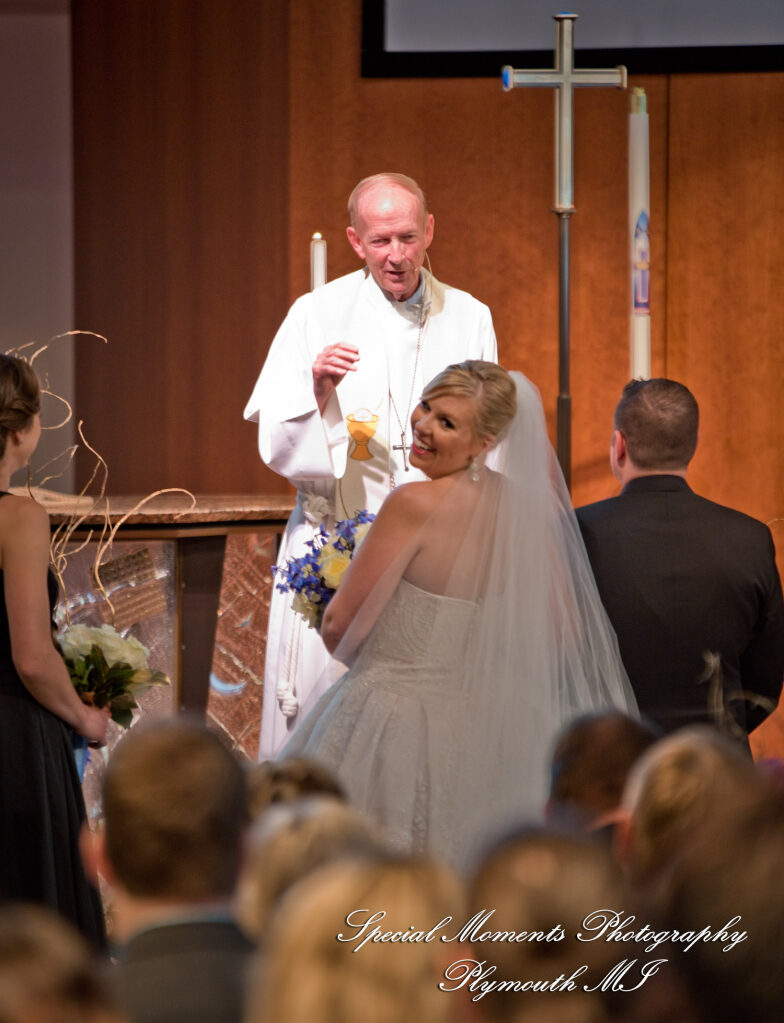 Charlotte & Andrew at Cross of Christ Lutheran Church Bloomfield Hills MI wedding photography