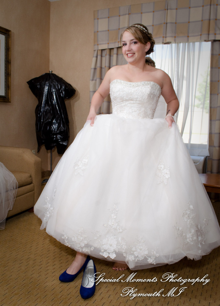 Katherine & Justin at Shelby Banquet Center Shelby Twp MI wedding photograph