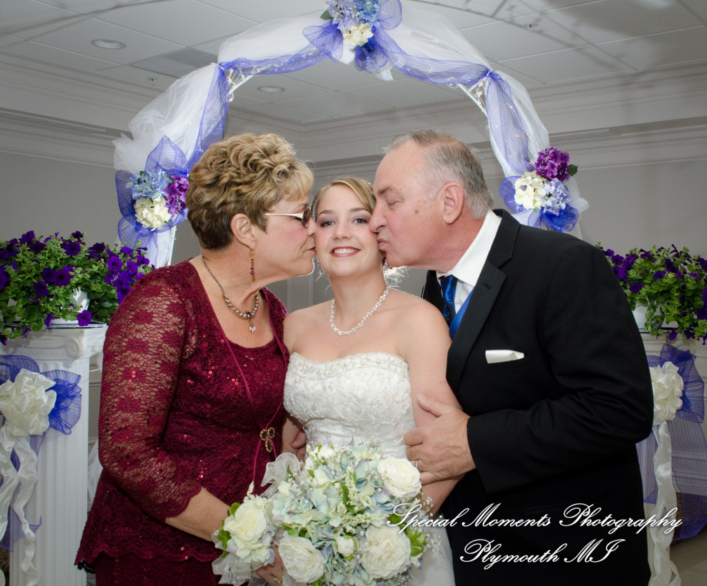 Katherine & Justin at Shelby Banquet Center Shelby Twp MI wedding photograph