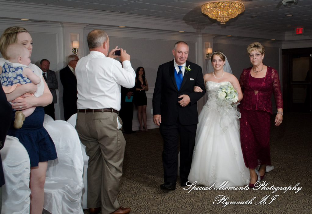 Katherine & Justin at Shelby Banquet Center Shelby Twp MI wedding photograph