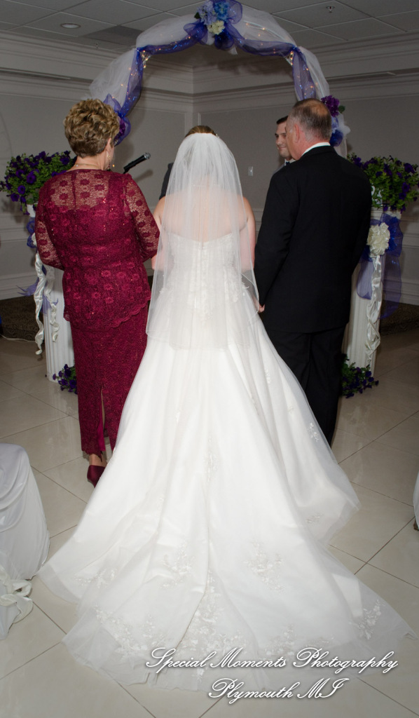 Katherine & Justin at Shelby Banquet Center Shelby Twp MI wedding photograph