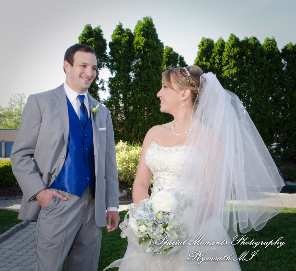 Katherine & Justin at Shelby Banquet Center Shelby Twp MI wedding photograph