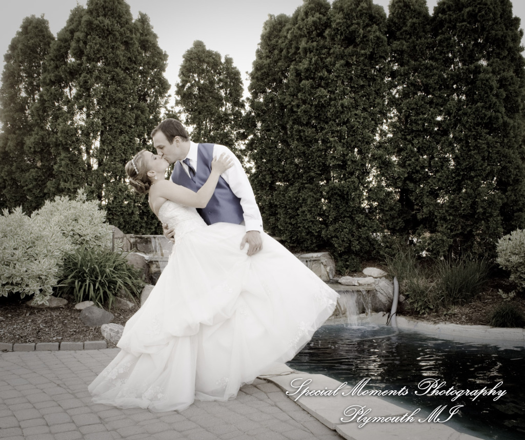 Katherine & Justin at Shelby Banquet Center Shelby Twp MI wedding photograph