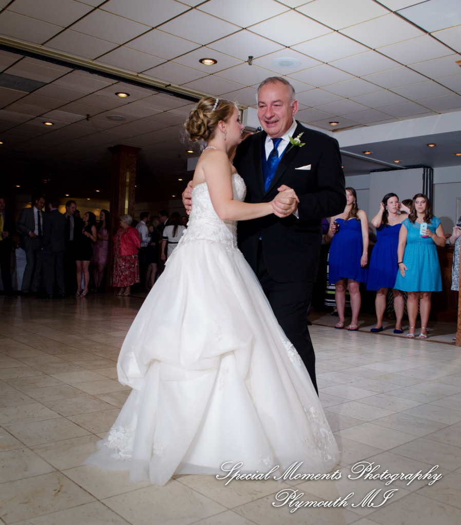 Katherine & Justin at Shelby Banquet Center Shelby Twp MI wedding photograph