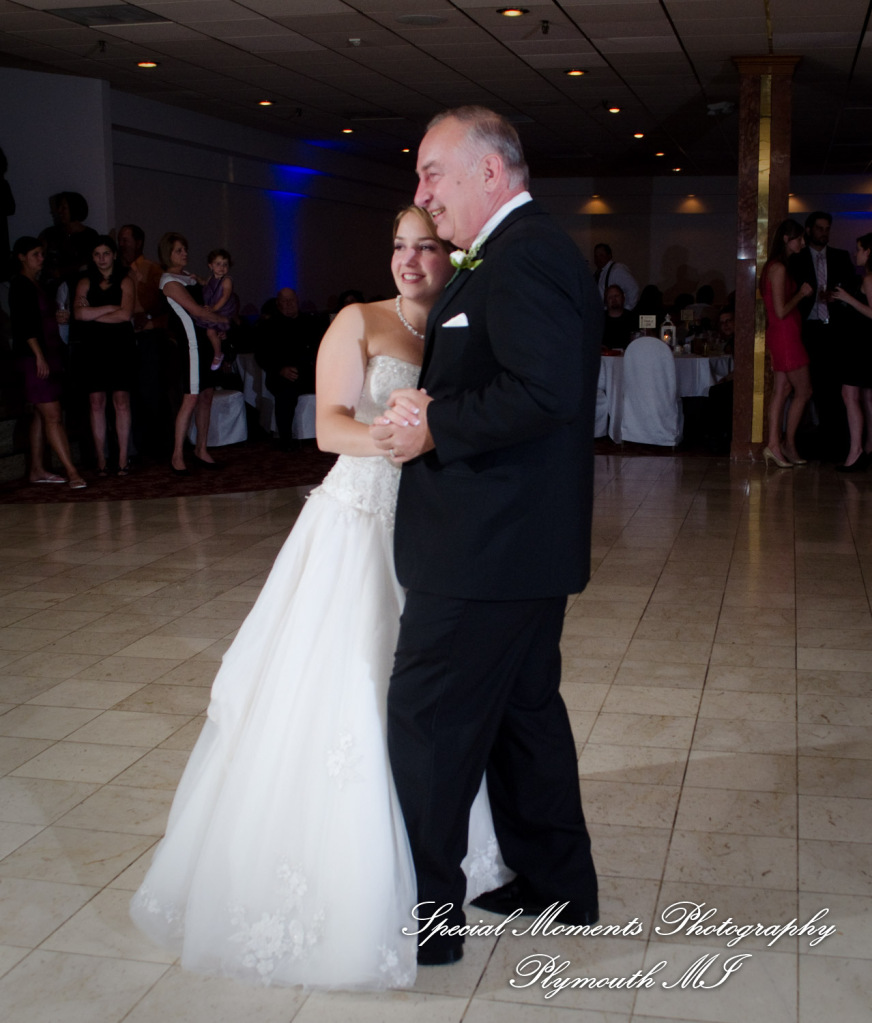 Katherine & Justin at Shelby Banquet Center Shelby Twp MI wedding photograph