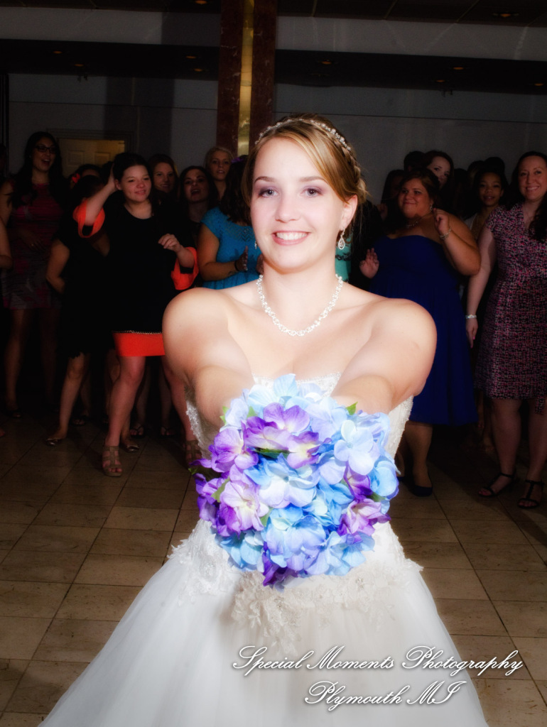 Katherine & Justin at Shelby Banquet Center Shelby Twp MI wedding photograph