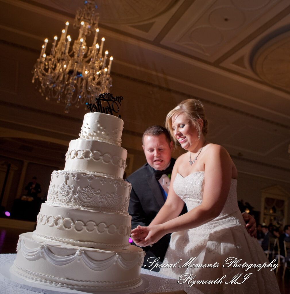 Charlotte & Andrew at Cross of Christ Lutheran Church Bloomfield Hills MI wedding photography