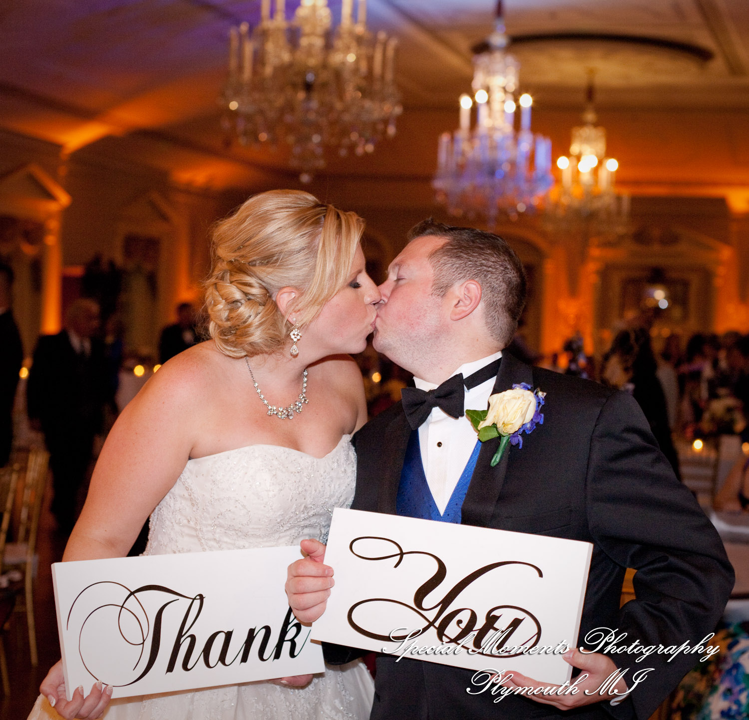 Charlotte & Andrew at Cross of Christ Lutheran Church Bloomfield Hills MI wedding photography