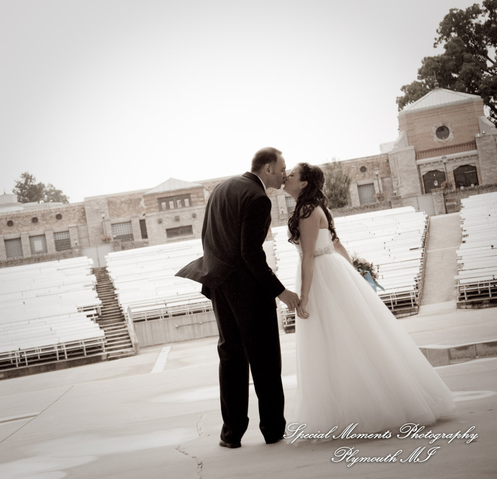 Candace & Paul at Toledo Zoo Toledo OH wedding photography