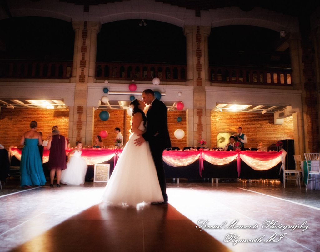 Candace & Paul at Toledo Zoo Toledo OH wedding photography